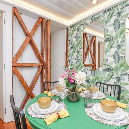 Apartamento Golden Cage Chiado - Charm Historic And Cozy Lisboa Exterior foto