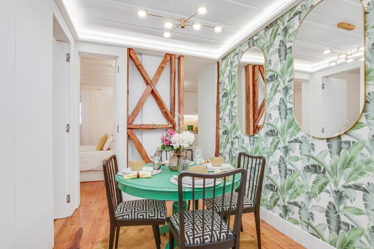 Apartamento Golden Cage Chiado - Charm Historic And Cozy Lisboa Exterior foto