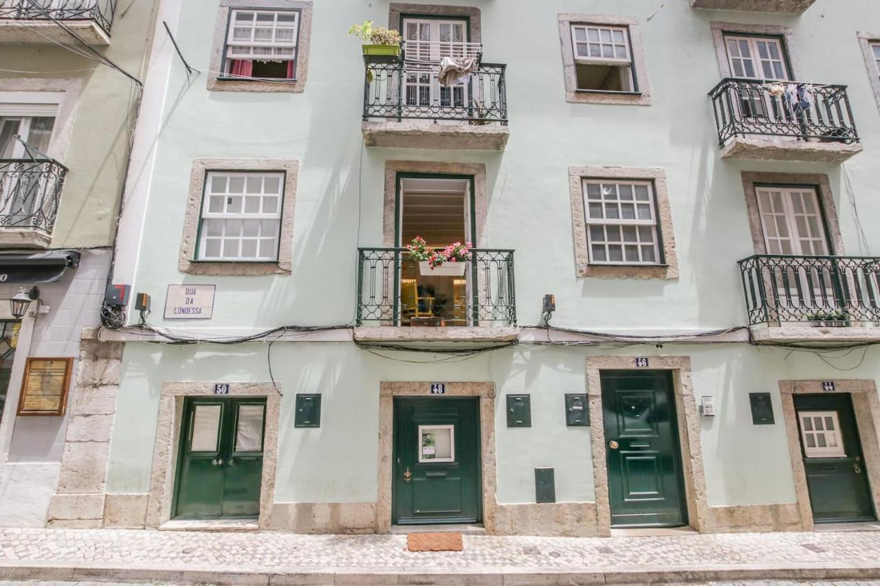 Apartamento Golden Cage Chiado - Charm Historic And Cozy Lisboa Exterior foto