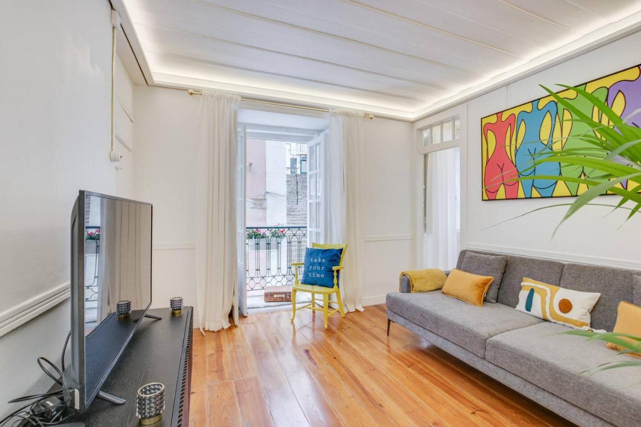 Apartamento Golden Cage Chiado - Charm Historic And Cozy Lisboa Exterior foto