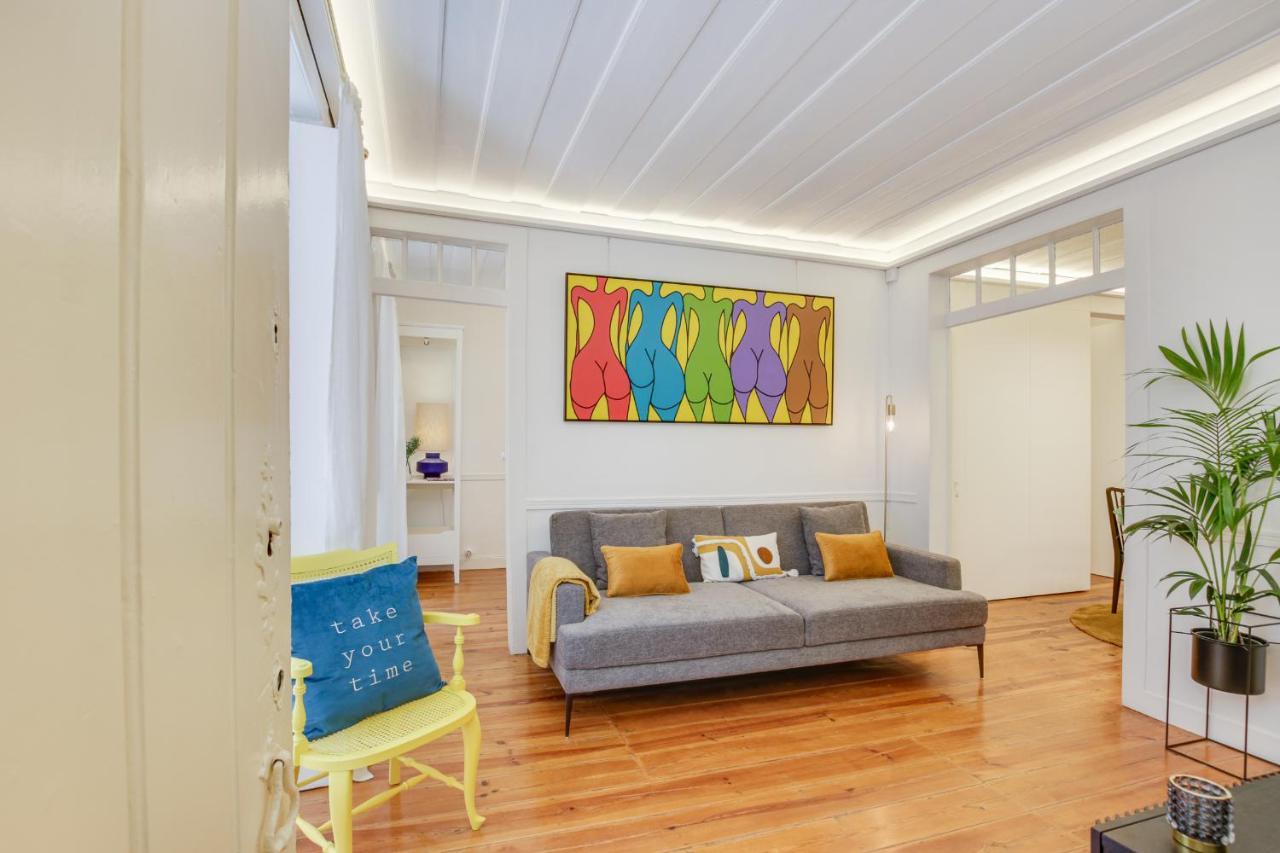 Apartamento Golden Cage Chiado - Charm Historic And Cozy Lisboa Exterior foto